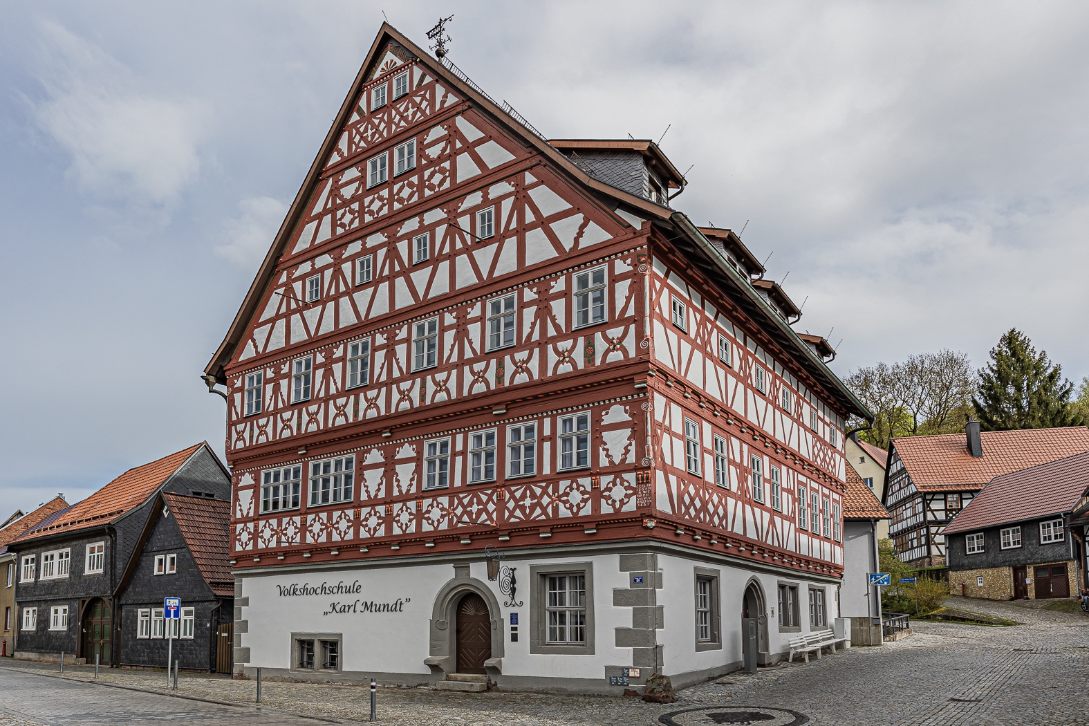 Stadt Suhl und ihre Ortsteile RRVpix